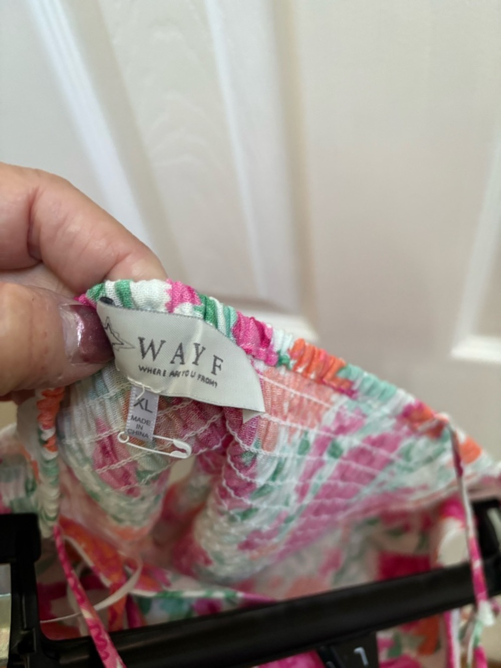 Wayf Floral Smocked Crop Top in Pink & Orange, Size XL, NWOT - Picture 3 of 3